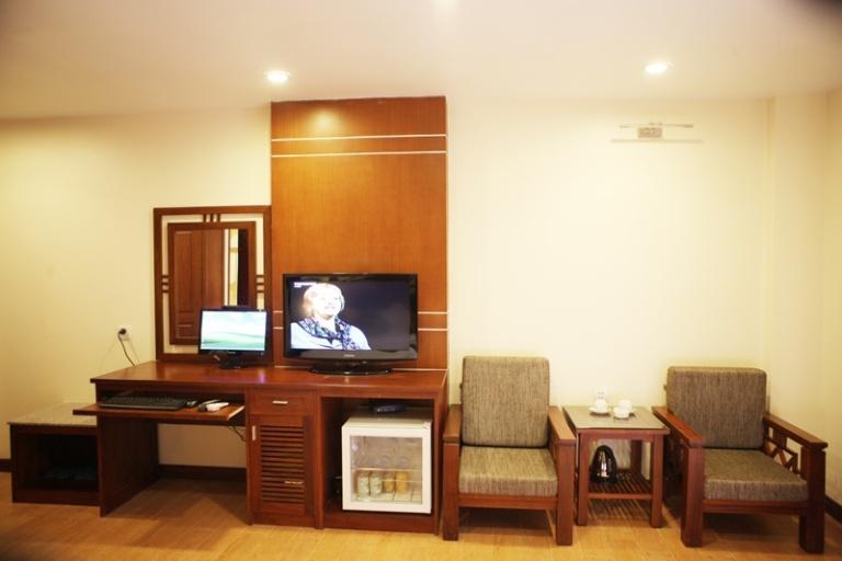 Prince Hanoi Hotel מראה חיצוני תמונה